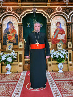 Preot Mircea Ceuşan