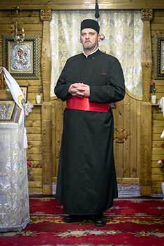 Preot Ioan Cosmin Boian - Iconom